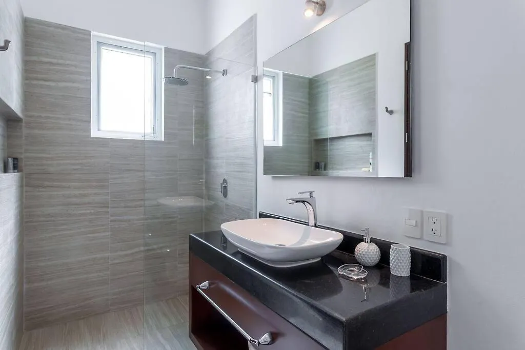Luxury Private 3Bed Villa, Garden, Pool,Security 툴룸 빌라