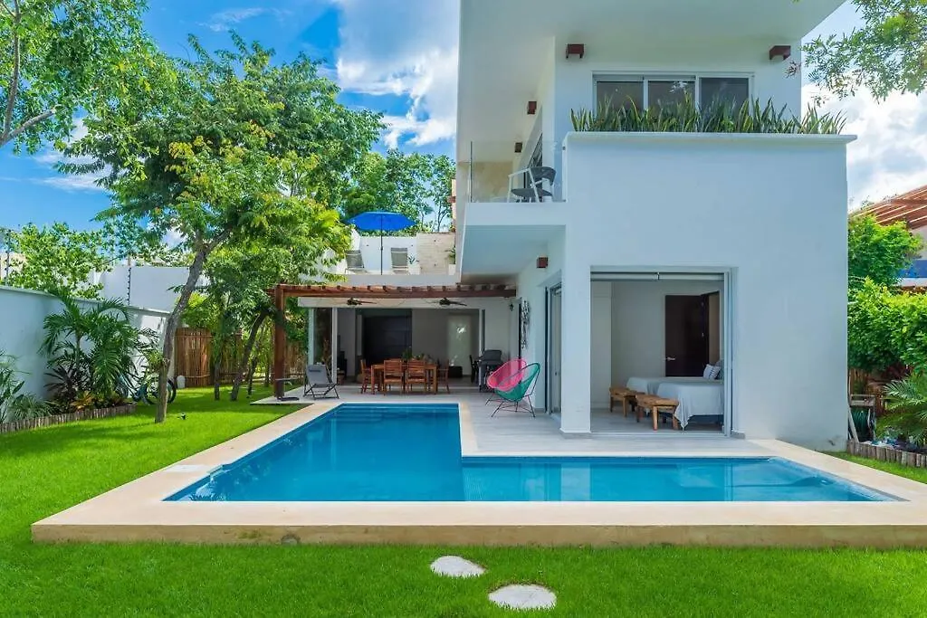 Luxury Private 3Bed Villa, Garden, Pool,Security Tulum 0*,  Mexico