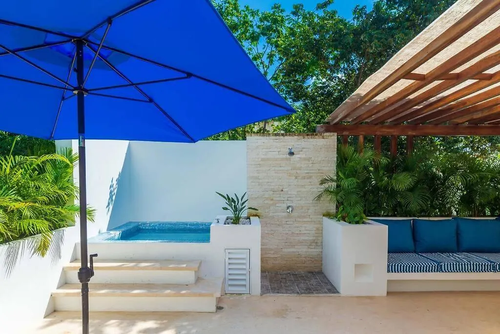 Villa Luxury Private 3Bed Villa, Garden, Pool,Security Tulum Mexico